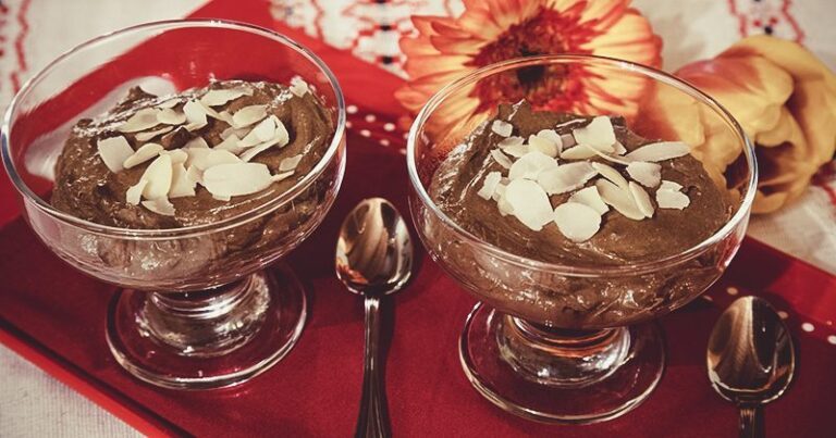 Budino-di-Avocado-al-Cacao