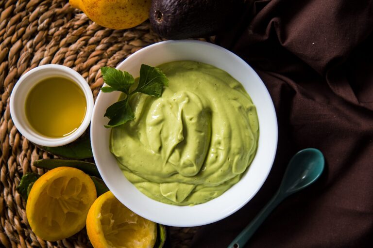 Maionese di avocado vegan