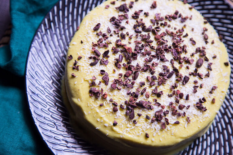 Torta con crema alla mela
