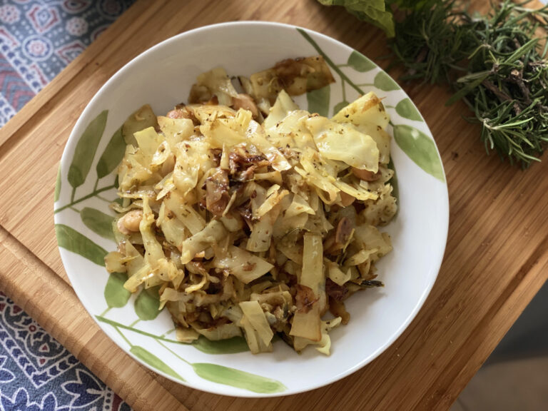 Cavolo cappuccio saltato alle mandorle