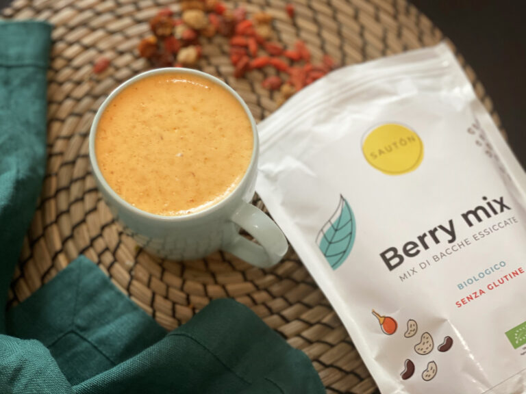 Keto smoothie ai Frutti rossi