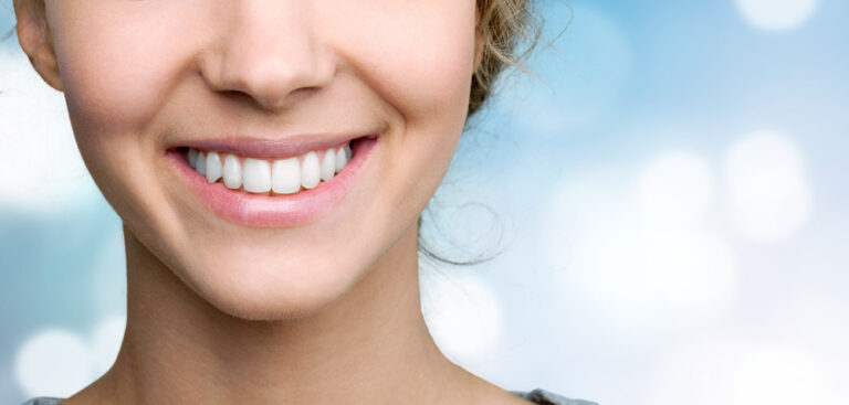 Denti, come prendertene cura in modo naturale