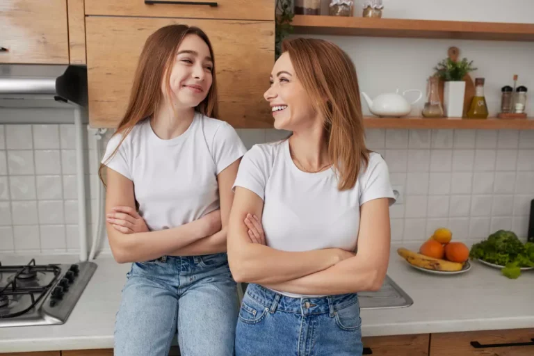 ALIMENTAZIONE SANA PER BIMBI E RAGAZZI: CONSIGLI PER CRESCERE IN SALUTE