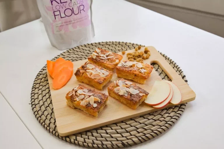 Torta di carote low carb