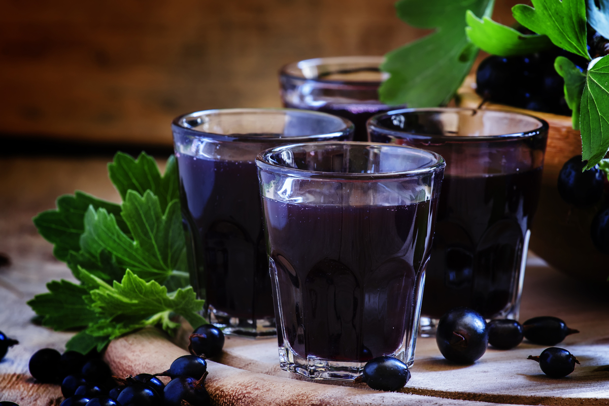 Bere succo di mirtillo rosso: una possibile chiave nella prevenzione dell’ipertensione 