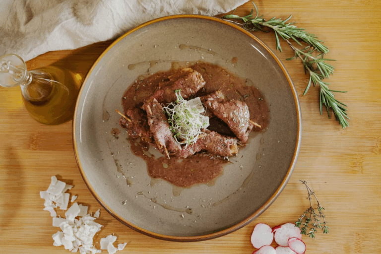 Involtini di manzo alla polpa di olive