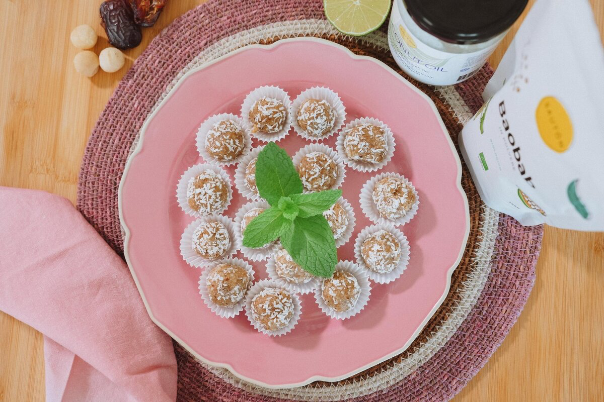 Macadamia Truffles