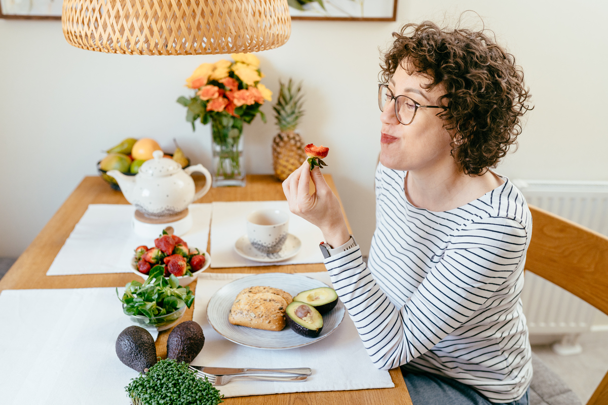 Menopausa e alimentazione — Cosa cambia davvero