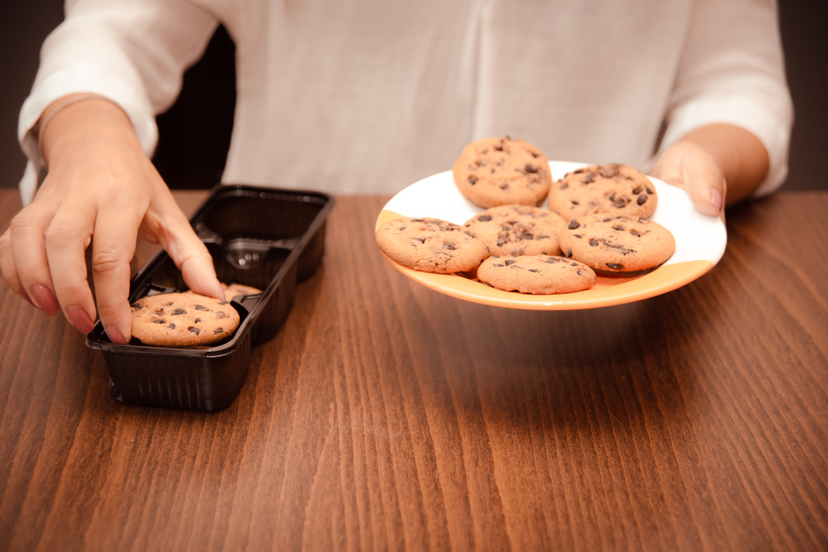 Dipendenza da zucchero: come riconoscere la voglia frequente di dolci e ridurla in modo sostenibile